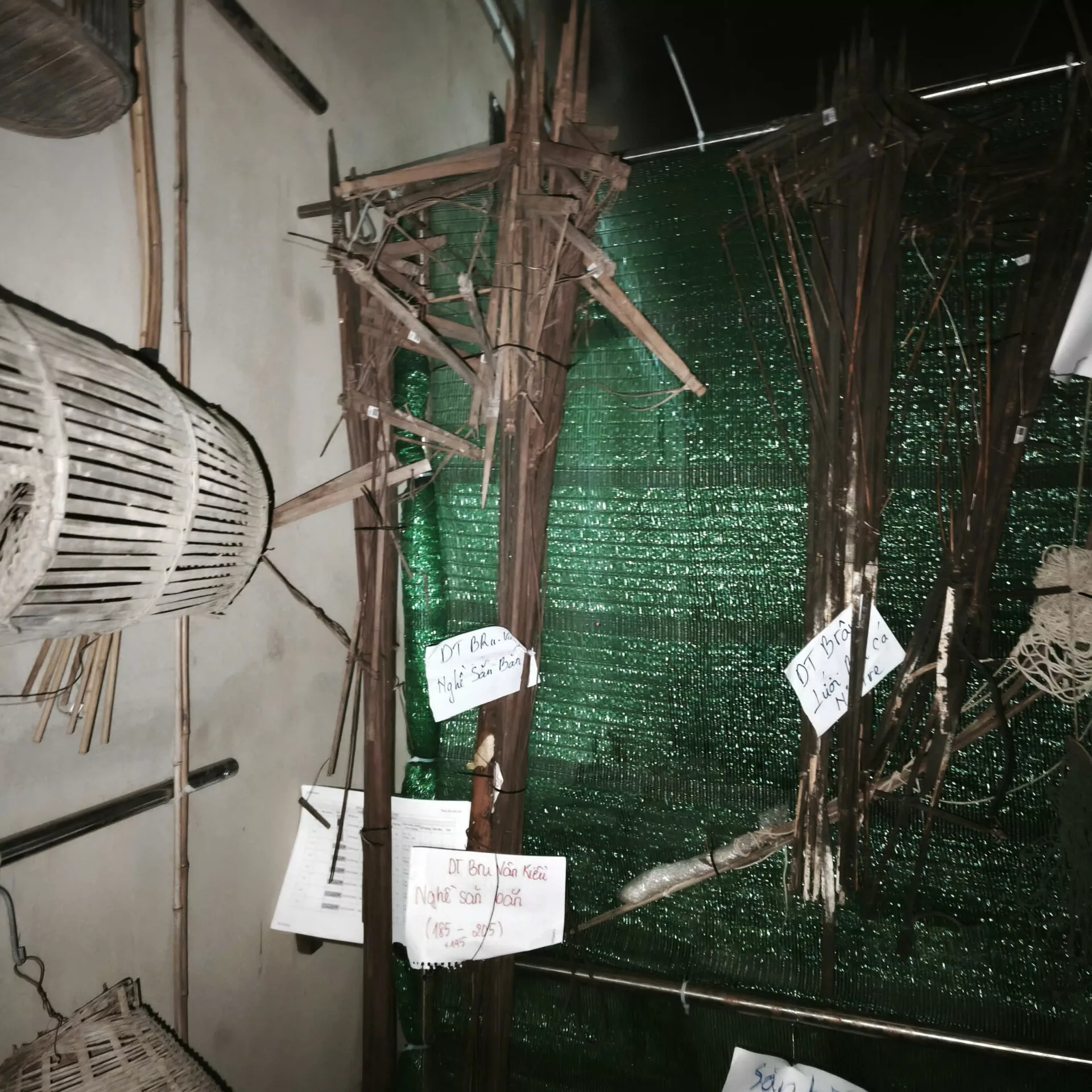 Săn bắt Bru-Vân Kiều