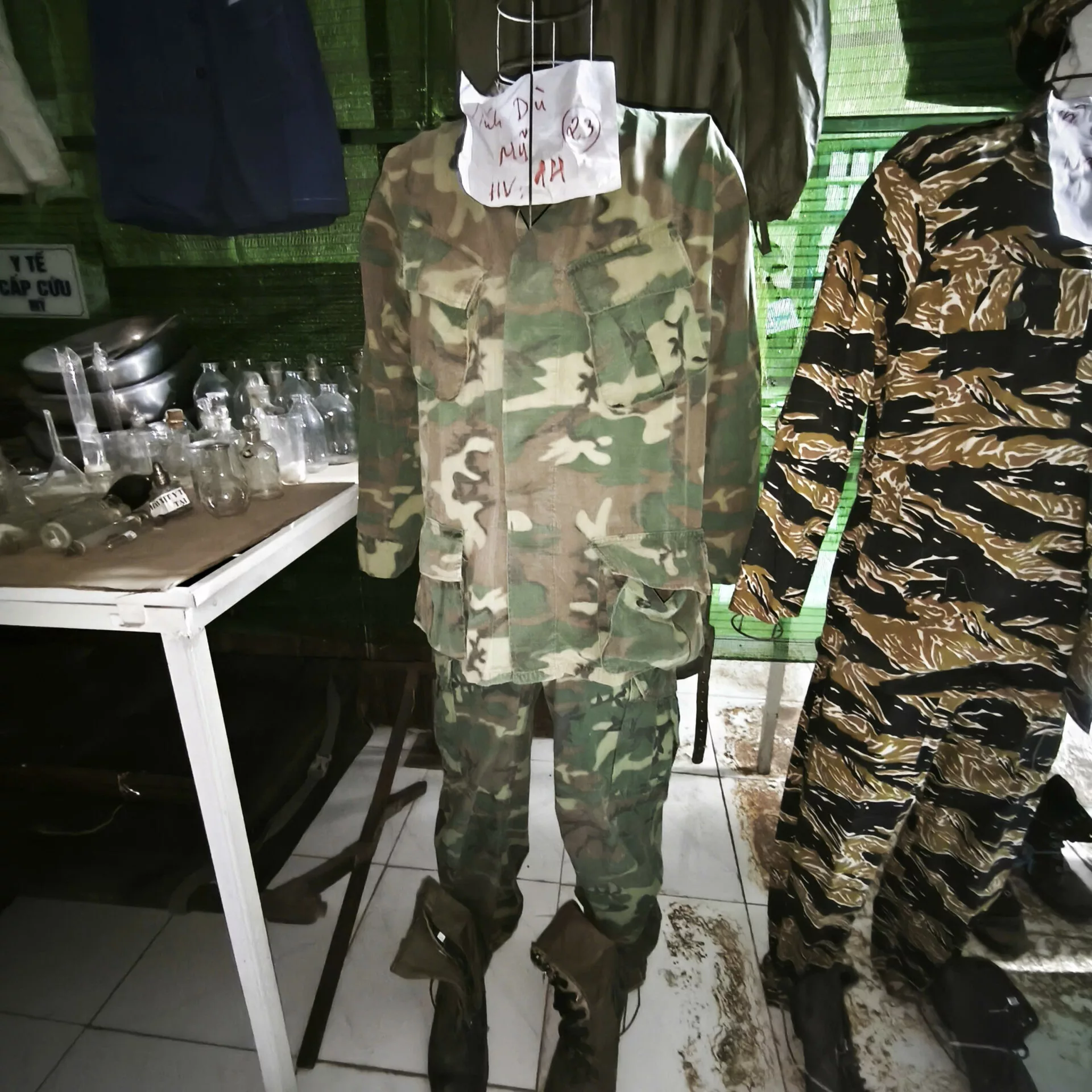 Quân phục Lính dù Mỹ (1965-1973)