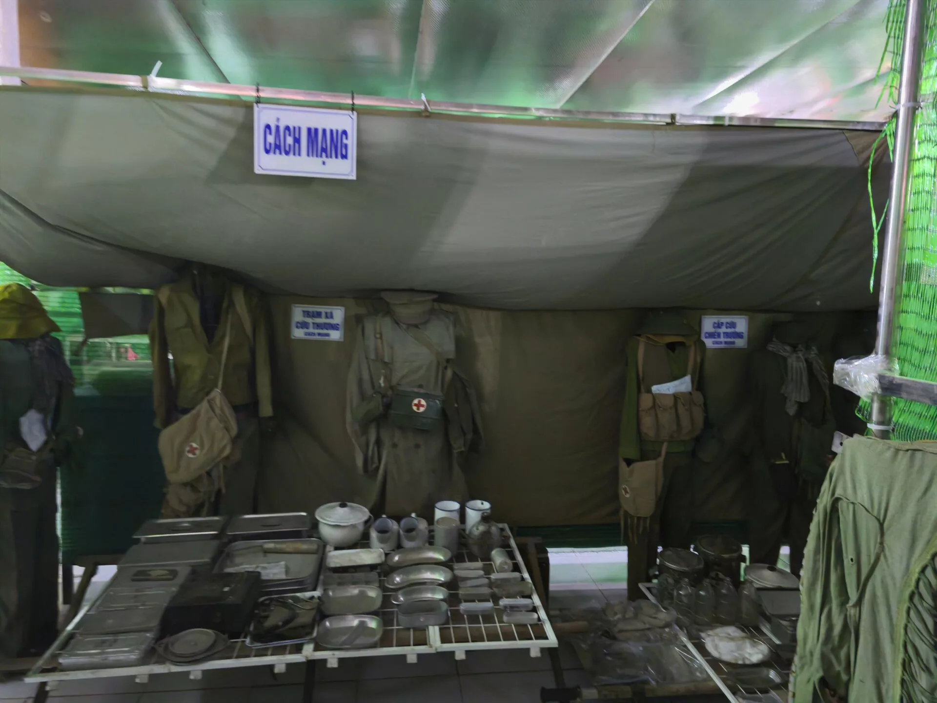 BỆNH VIỆN QUÂN Y DÃ CHIẾN