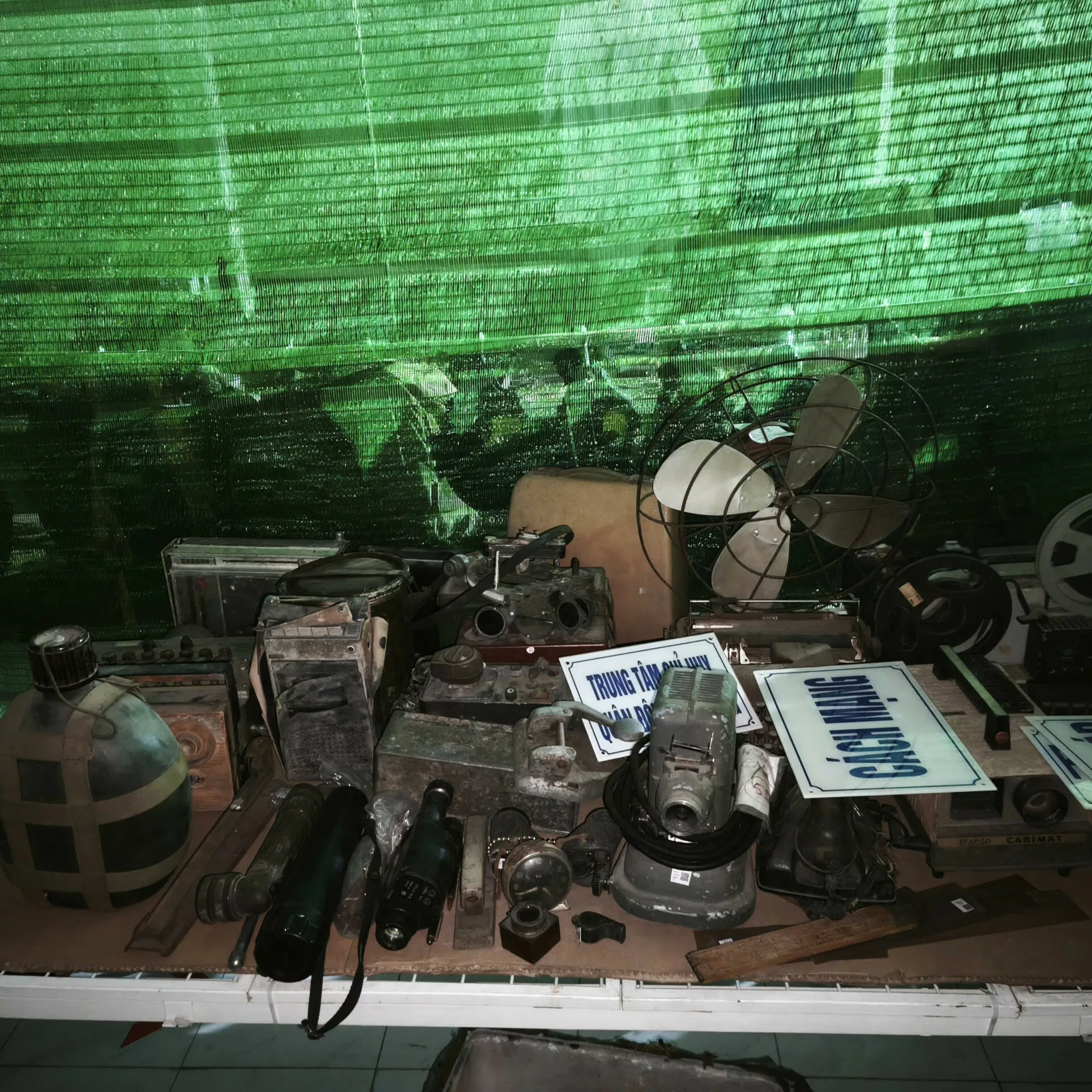 TRUNG TÂM CHỈ HUY