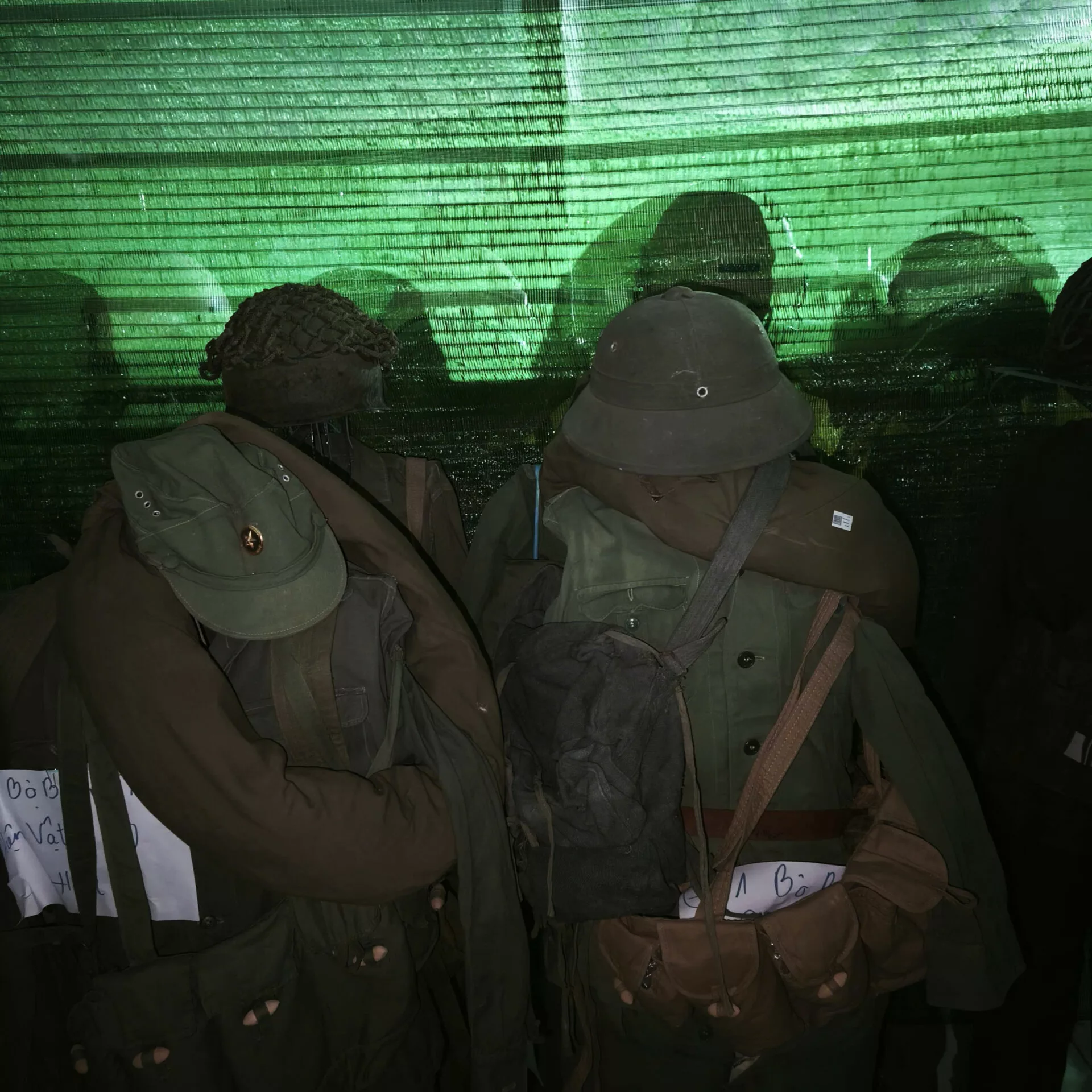 QUÂN PHỤC BỘ ĐỘI CHỦ LỰC