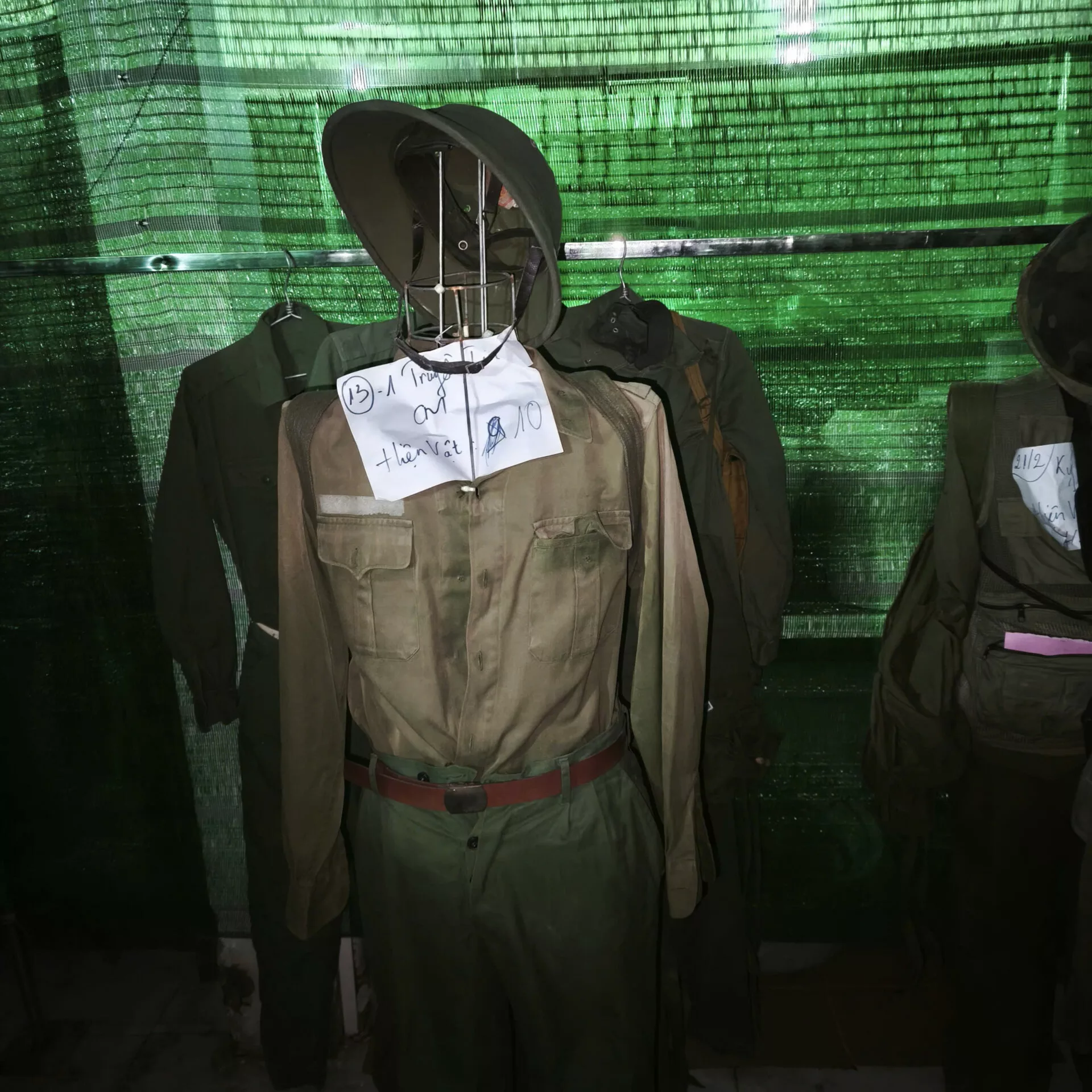 QUÂN PHỤC LÍNH THÔNG TIN