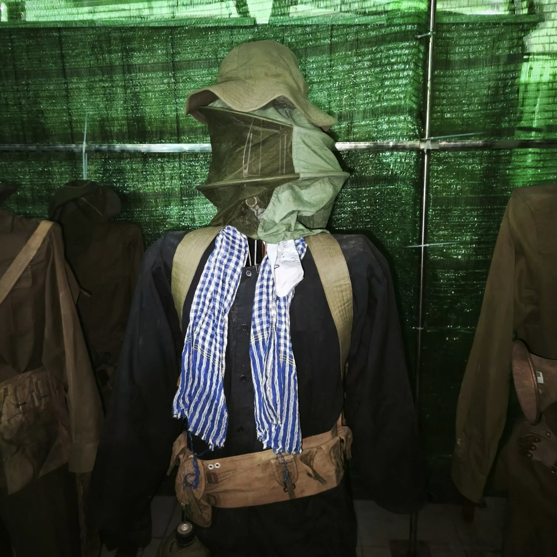 QUÂN PHỤC DU KÍCH MẬT