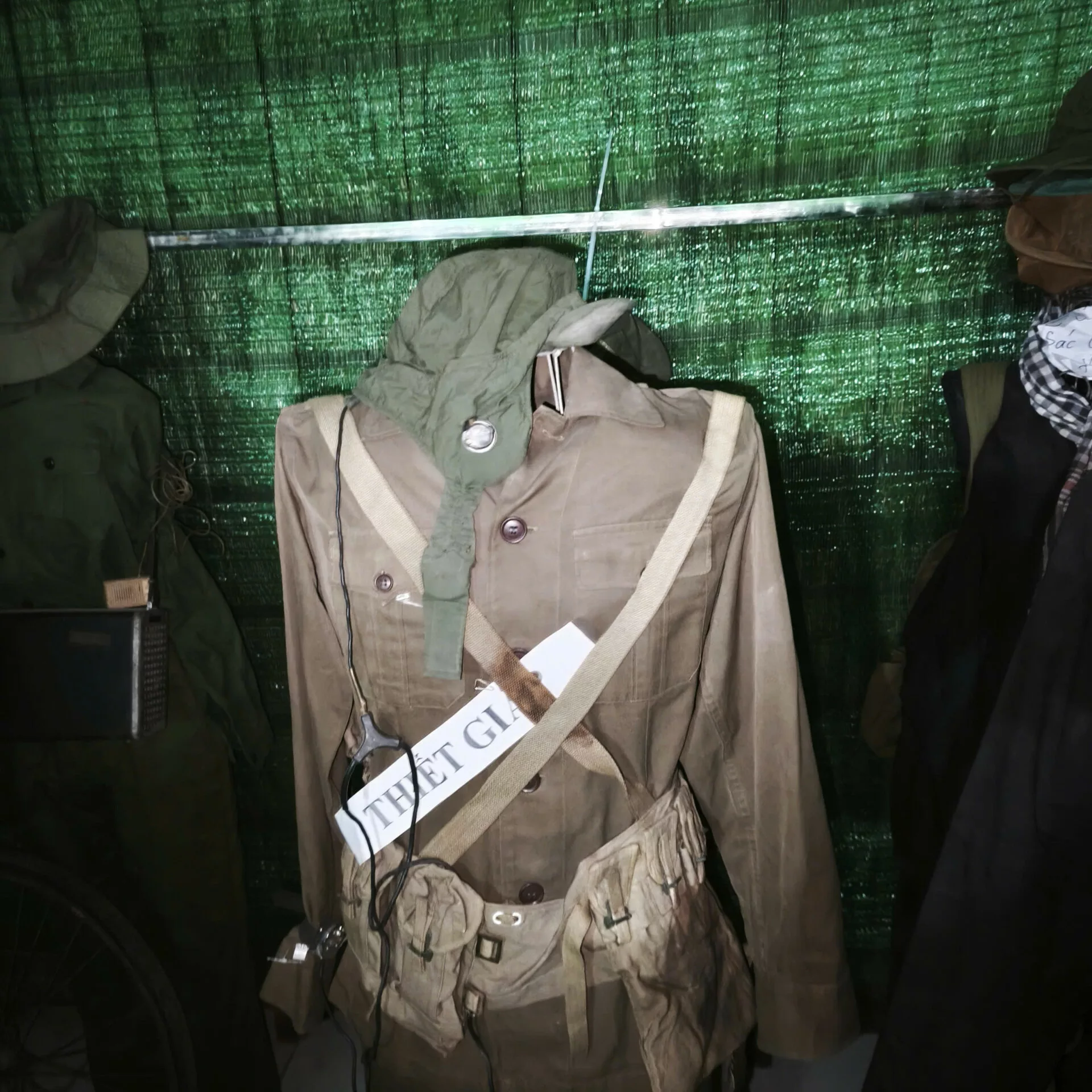 QUÂN PHỤC SĨ QUAN CHỈ HUY THIẾT GIÁP