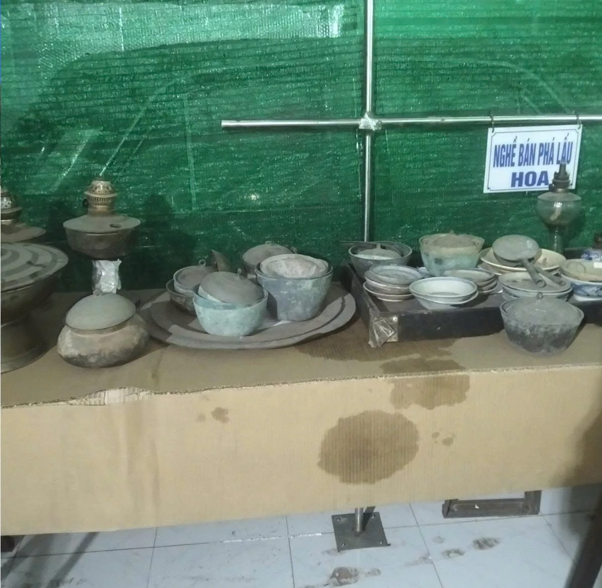 NGHỀ BÁN PHÁ LẤU