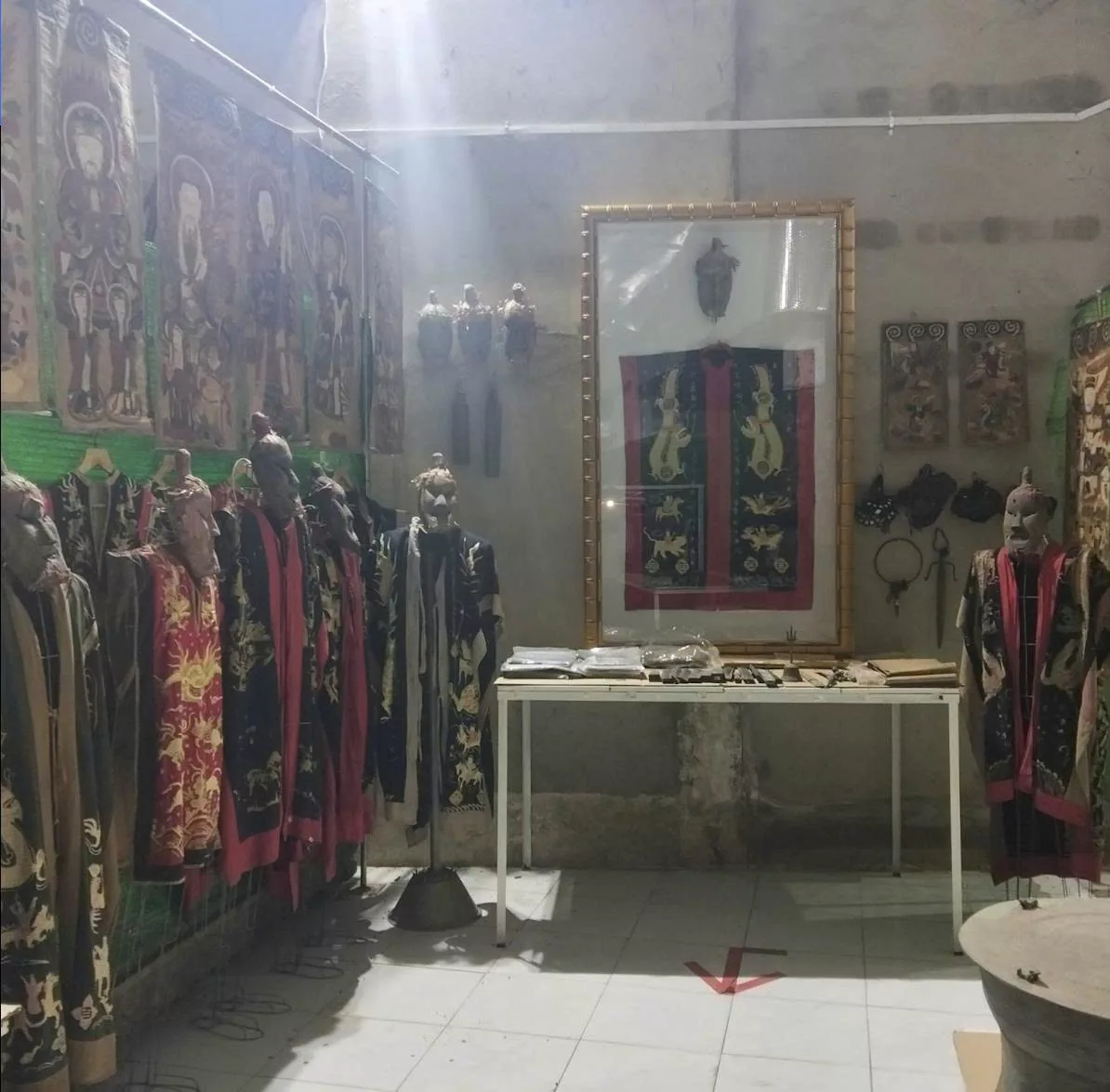 THẦY CÚNG DÂN TỘC DAO