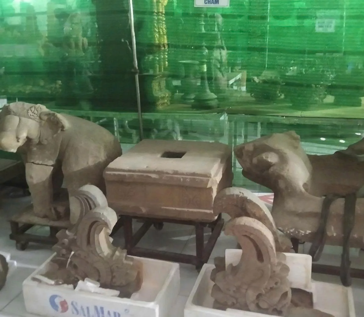 TƯỢNG ĐÁ DÂN TỘC CHĂM